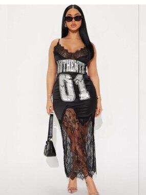 Black Lace Graphic Dress